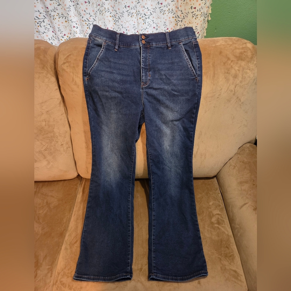 Nicole Miller Soho High Rise Bootcut Jeans Size 16 Stretch Dark Wash Denim
